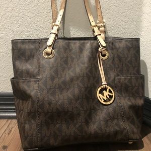 Michael Kors Jet Set Logo Print Purse